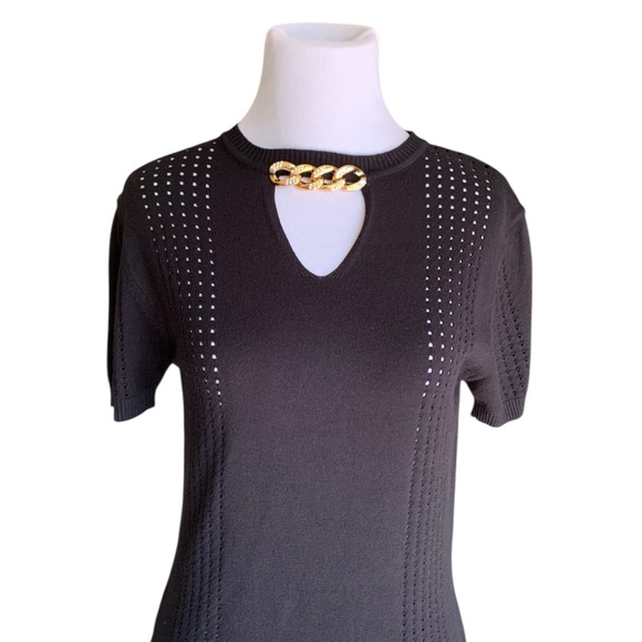 🆕 Luxury Chanel Style Black Knit Top with Gold Chain Detail 🆕 - Picture 3 of 11